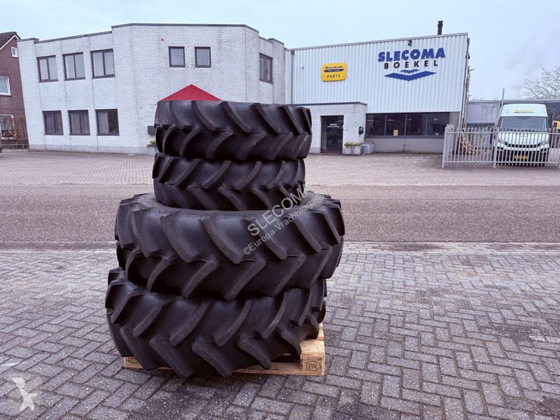 Pièces poids lourds Mitas 420/70R30 & 300/70R20...