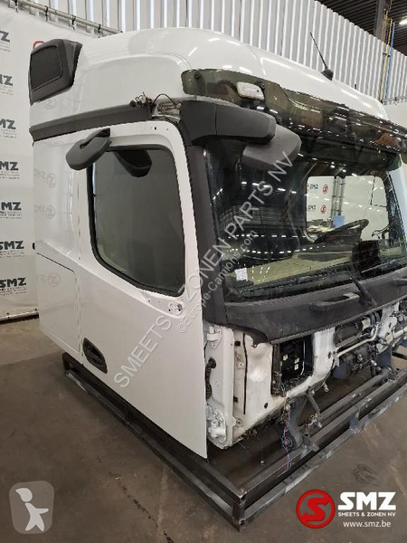 قطع غيار الآليات الثقيلة Mercedes Occ Cabine...