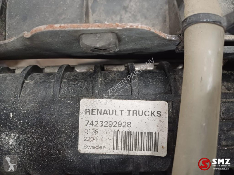 Reservdelar lastbilar Renault Occ radiator +...
