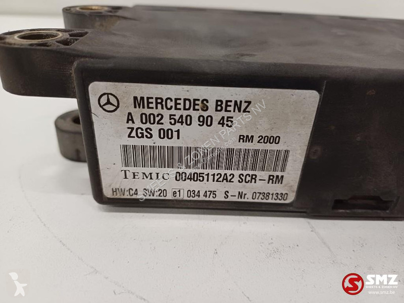 Reservdelar lastbilar Mercedes Occ ECU AdBlue...
