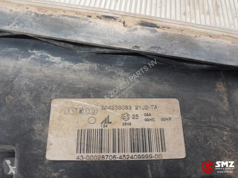 Reservdelar lastbilar Iveco Occ koplamp rechts...