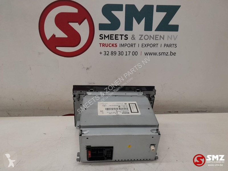 قطع غيار الآليات الثقيلة Mercedes Occ radio +...