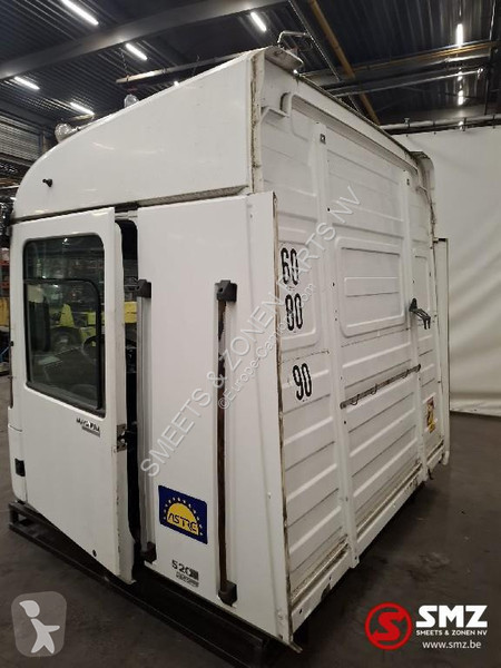 Reservdelar lastbilar Renault Occ cabine...