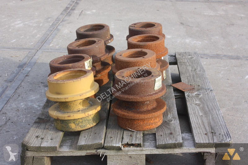 Pièces poids lourds Komatsu D85-21 Carrier roller