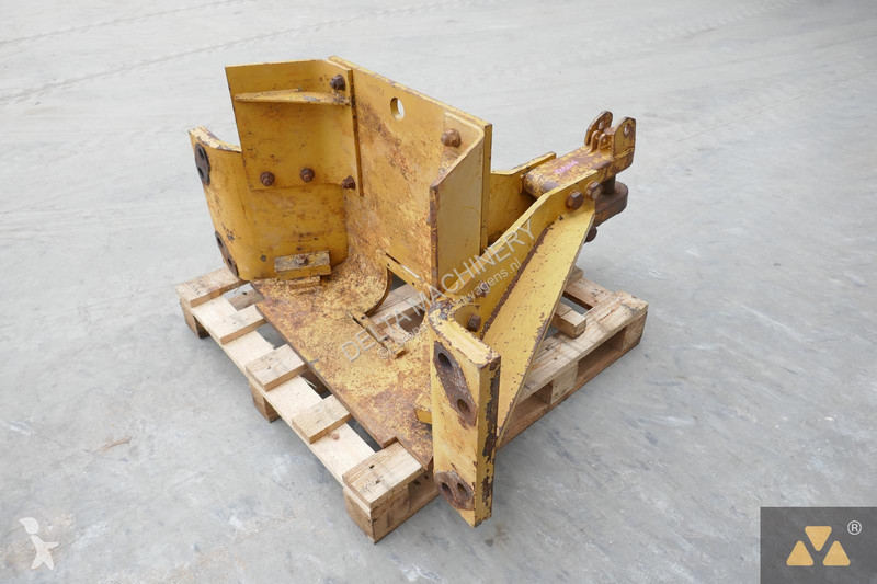 Náhradní díly pro kamiony Caterpillar D8T/ Drawbar