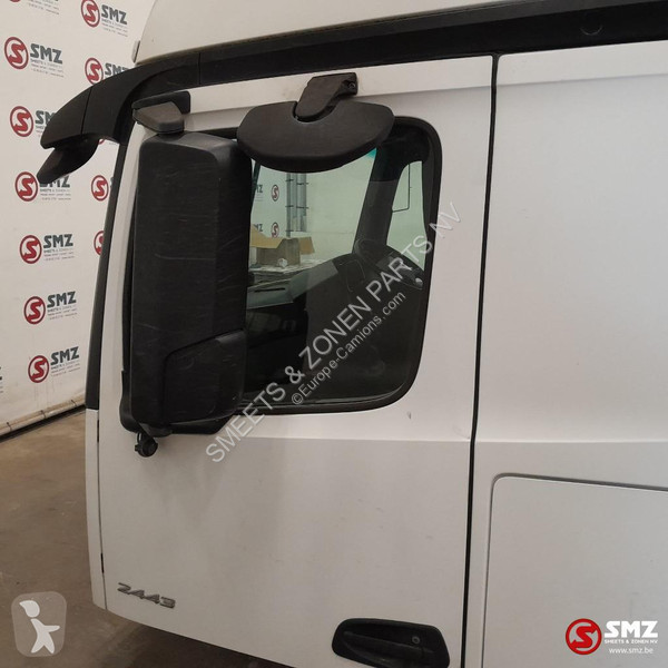 Pièces poids lourds Mercedes Occ cabine RHD...