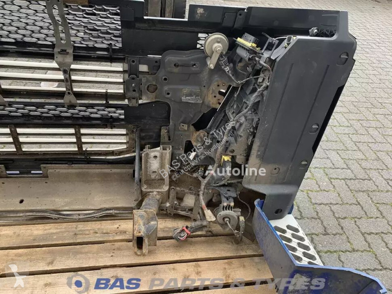 قطع غيار الآليات الثقيلة Volvo