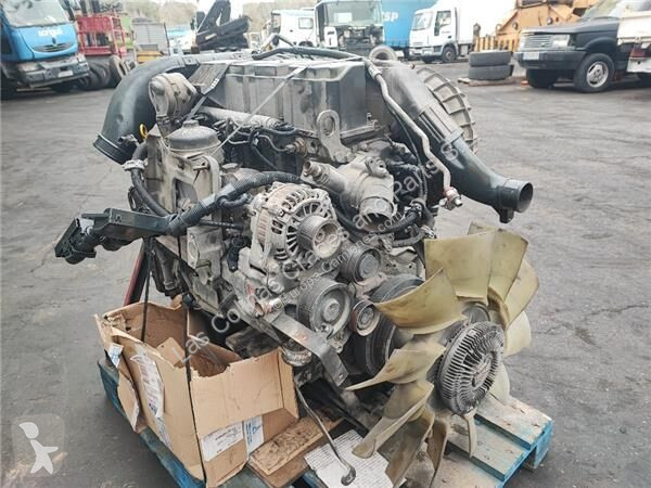 قطع غيار الآليات الثقيلة Renault Couvercle de...