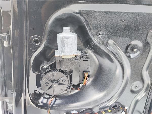 قطع غيار الآليات الثقيلة Volkswagen Porte pour...