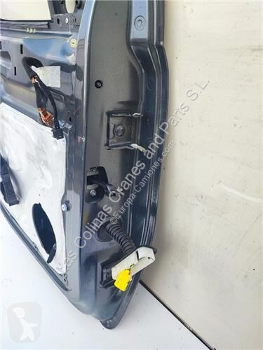 قطع غيار الآليات الثقيلة Peugeot Porte 9002Z3...