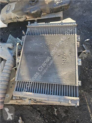 قطع غيار الآليات الثقيلة Renault Radiateur de...