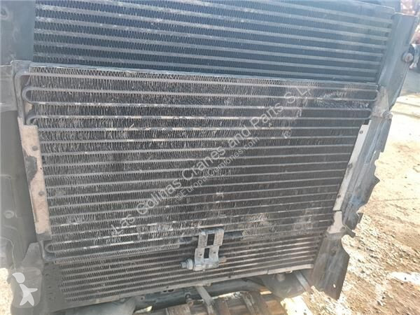 قطع غيار الآليات الثقيلة Scania Radiateur de...