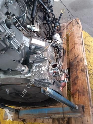 قطع غيار الآليات الثقيلة Iveco Pompe à huile...