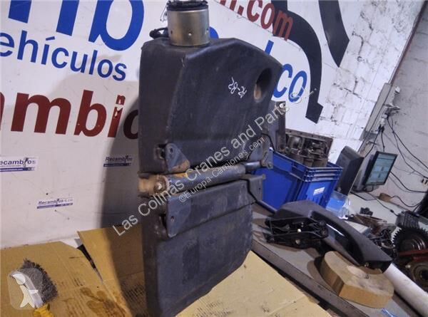 قطع غيار الآليات الثقيلة Iveco Réservoir AdBlue...