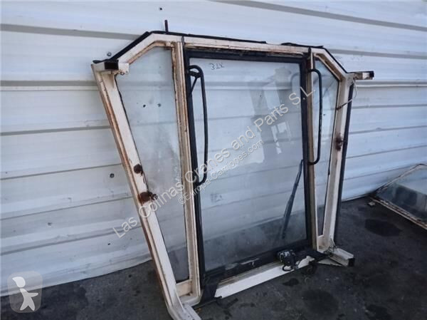 قطع غيار الآليات الثقيلة JCB Lunette arrière...