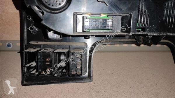 قطع غيار الآليات الثقيلة DAF Tableau de bord...