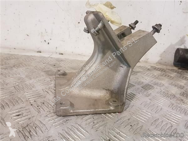 قطع غيار الآليات الثقيلة Renault Fixations pour...