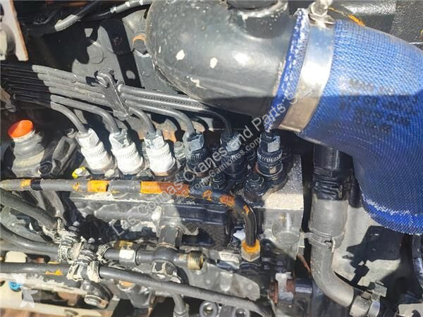 قطع غيار الآليات الثقيلة MAN Pompe d'injection...