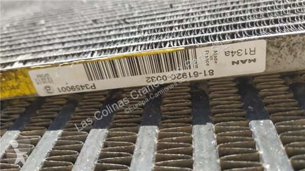 قطع غيار الآليات الثقيلة MAN Radiateur de...