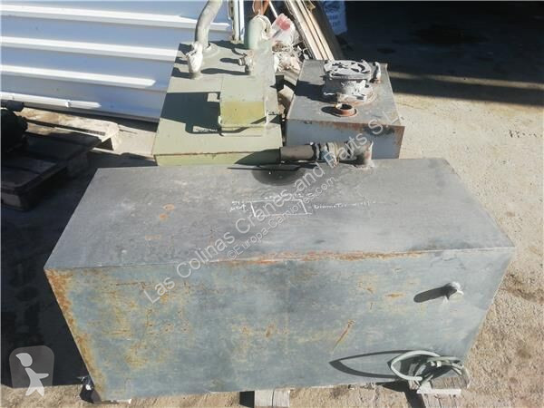 قطع غيار الآليات الثقيلة  Réservoir hydraulique...