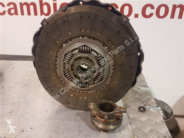 قطع غيار الآليات الثقيلة MAN Embrayage pour...