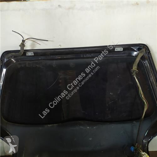 قطع غيار الآليات الثقيلة Audi Porte 8L0827023...