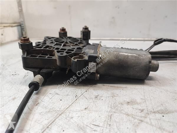 قطع غيار الآليات الثقيلة DAF Moteur 0130821917...