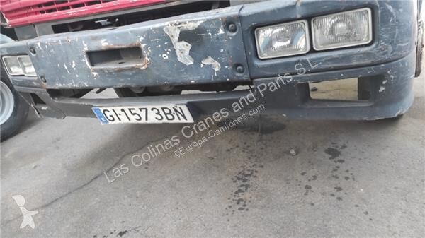 قطع غيار الآليات الثقيلة Nissan Pare-chocs pour...