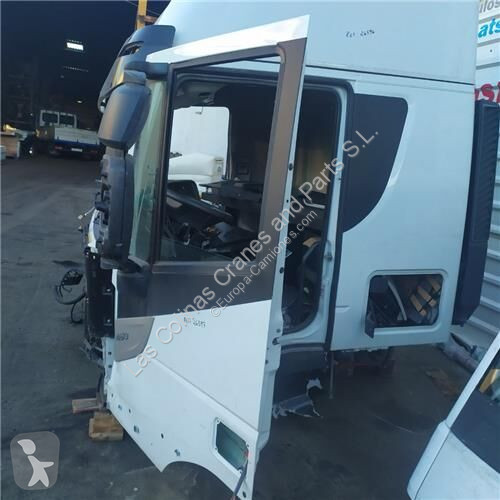 قطع غيار الآليات الثقيلة Iveco Porte 43R-000016...