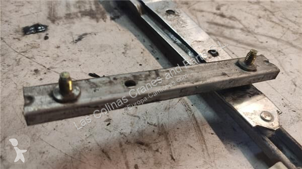 قطع غيار الآليات الثقيلة Nissan Tringlerie...