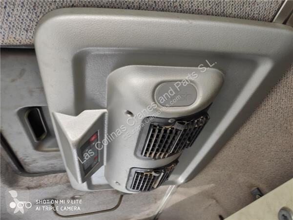 قطع غيار الآليات الثقيلة Mercedes Cabine...