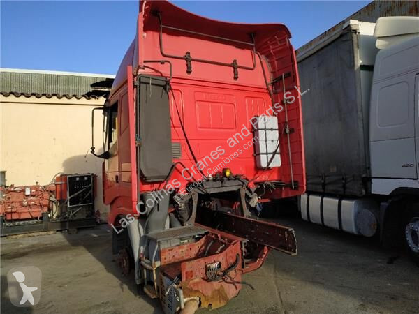 قطع غيار الآليات الثقيلة Iveco Cabine 504058418...