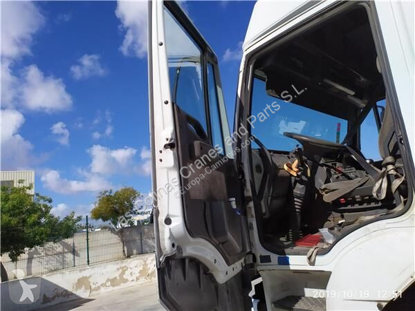 Vrachtwagenonderdelen Iveco Cabine 504044228...