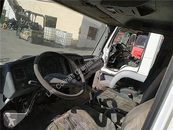 قطع غيار الآليات الثقيلة Nissan Cabine pour...