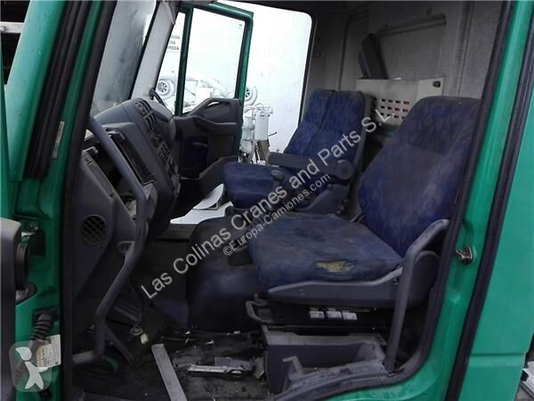 قطع غيار الآليات الثقيلة Iveco Cabine pour...