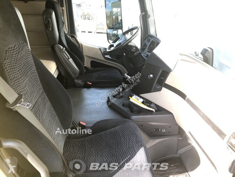 قطع غيار الآليات الثقيلة Mercedes