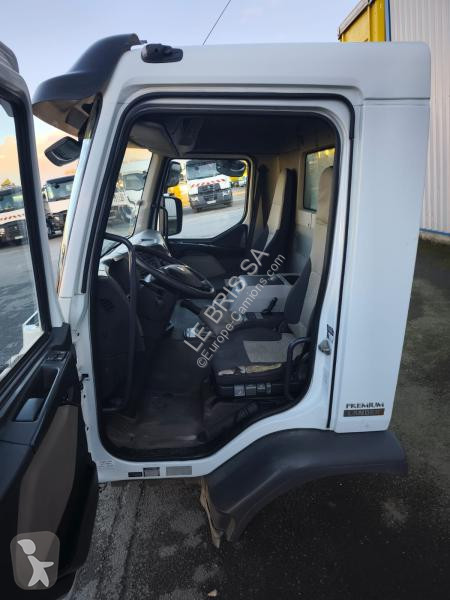 قطع غيار الآليات الثقيلة Renault  premium 270...