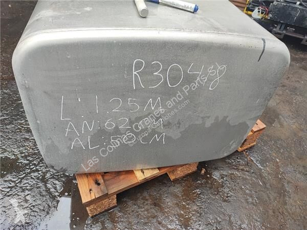 قطع غيار الآليات الثقيلة Iveco Réservoir de...