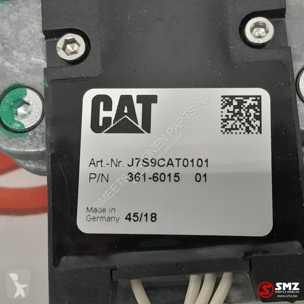 قطع غيار الآليات الثقيلة Caterpillar...