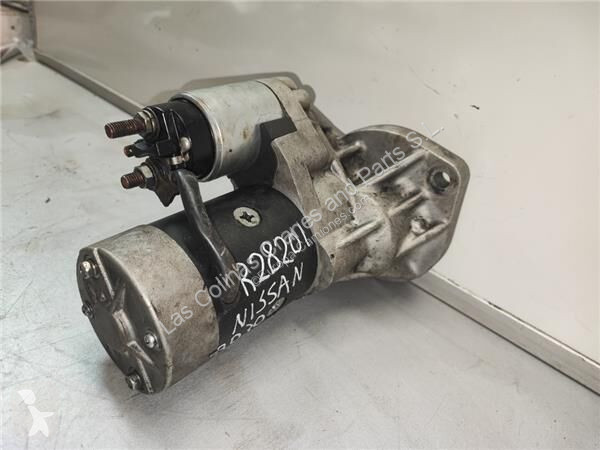 قطع غيار الآليات الثقيلة Nissan oteur 0 986 022...