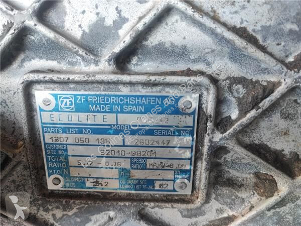 قطع غيار الآليات الثقيلة Nissan Boîte de...