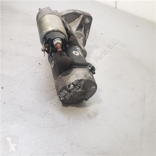 قطع غيار الآليات الثقيلة Nissan oteur 12020...