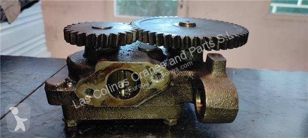 قطع غيار الآليات الثقيلة Renault Pompe à huile...