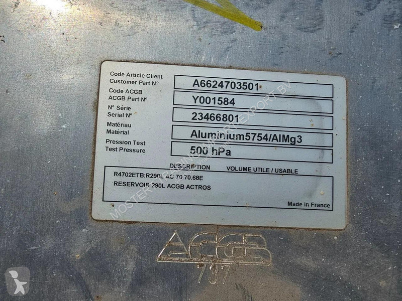 قطع غيار الآليات الثقيلة  Mercedes Actros Fuel...