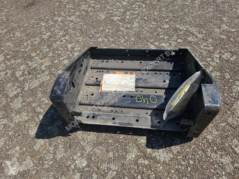 قطع غيار الأشغال العمومية MAN Batterij bak...