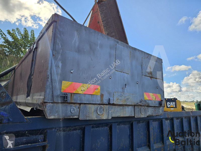 Запчасти для грузовика  truck cargo part with...
