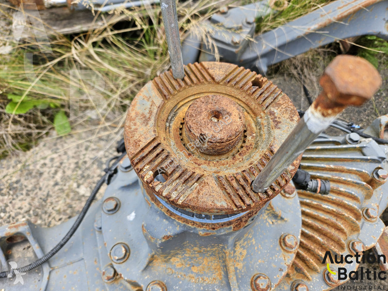 قطع غيار الآليات الثقيلة Mercedes rear axle