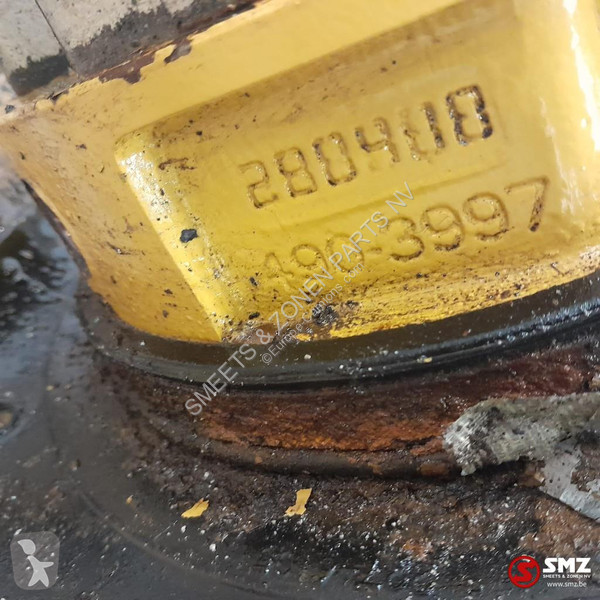 Pezzi di ricambio per mezzi pesanti Caterpillar...