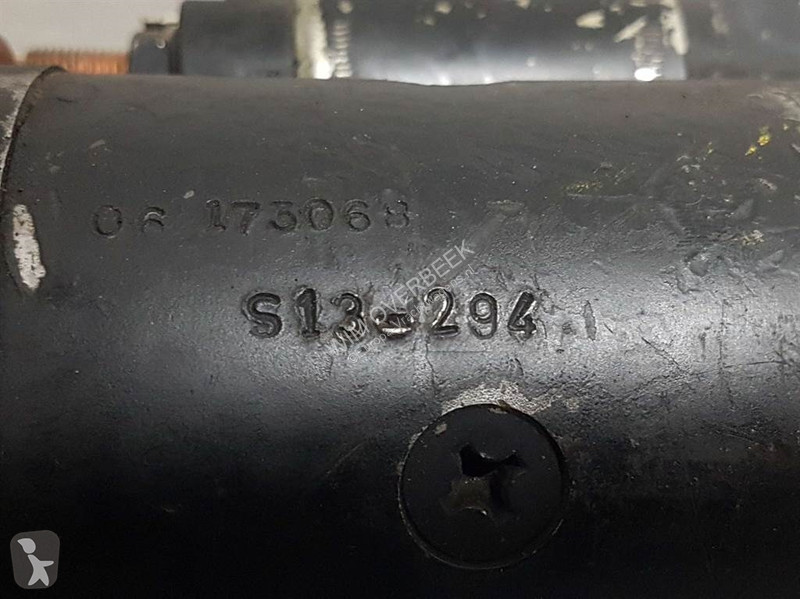 Pezzi di ricambio per mezzi pesanti Hitachi 12V...