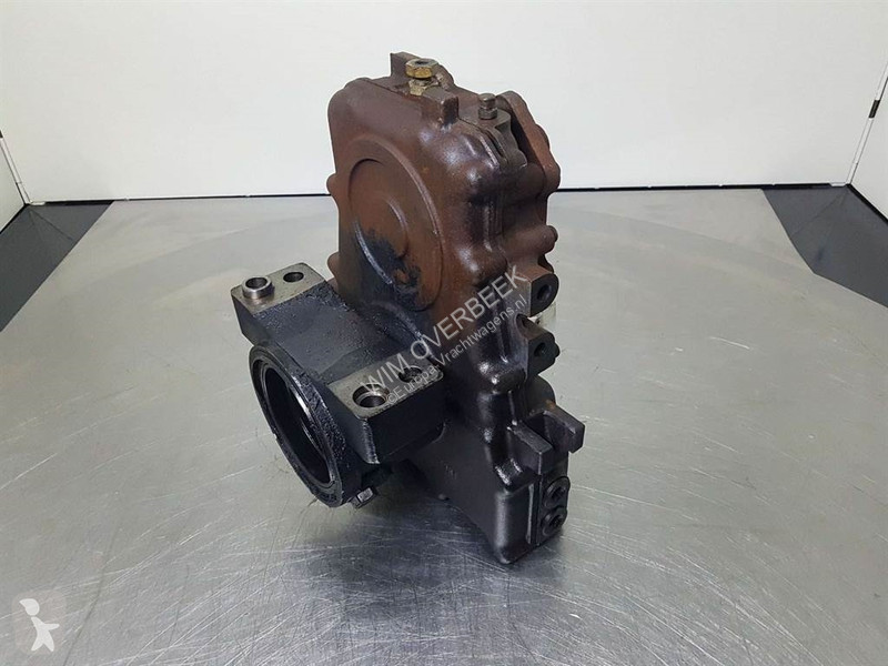 قطع غيار الآليات الثقيلة Yanmar V70...
